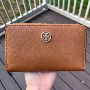 Authentic Tory Burch Wallet